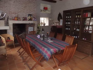 Salle de dégustation Domaine La Croix Mélier